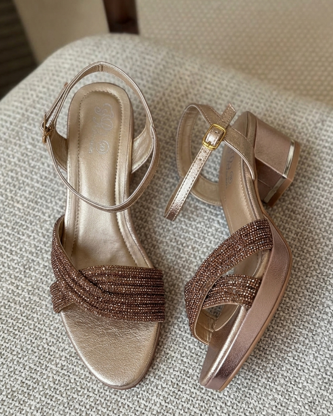 ART 3.129 (2) Fancy Bridal Sanda Art 3.129 - Image 1